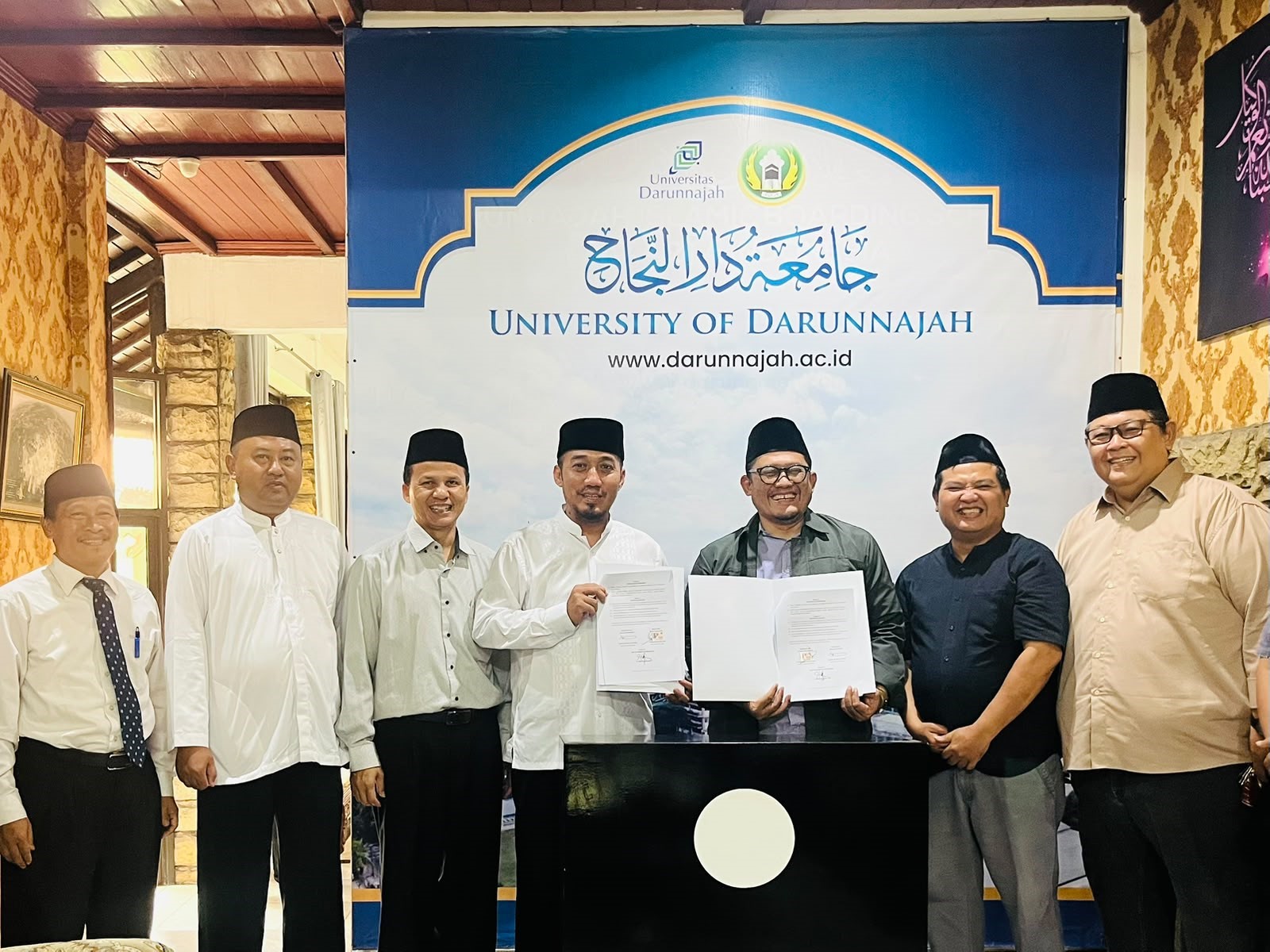 Pesantren Darunnajah dan Rene Turos Group Kuatkan Ekosistem Literasi Santri
